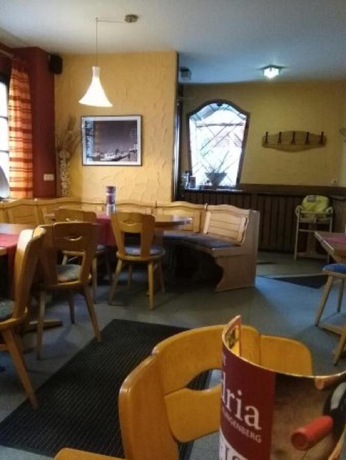 Villa Croatia & Restaurant Adria คลินเกนแบร์ก อัม มาน ภายนอก รูปภาพ